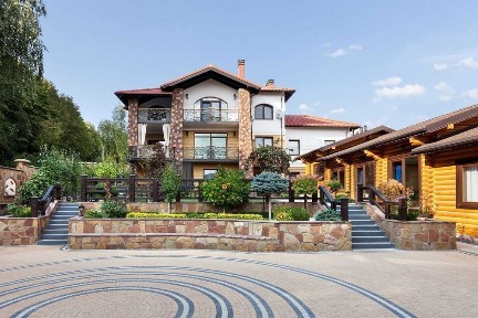 Будинок біля Тернополя БЕЗ КОМІСІЇ Комплекс будівель