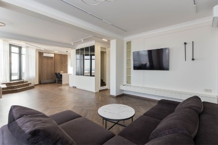 Київ, Печерський, Болсуновская 2