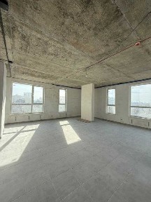 кабінетна система. Світлий офіс.