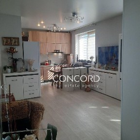 Одеський пров., 8, Гатне, ЖК <a href='/newbuilding/5370/view/zk-family'>Family</a>. З ремонтом!