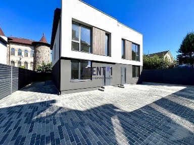 Київська область, Петропавлівська Борщагівка