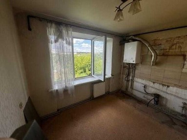 Продам 2-х кімнатну квартиру в Дергачах, район 