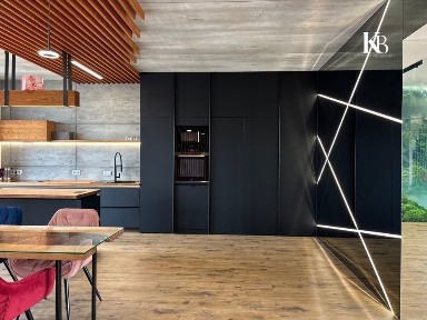 Продам квартиру преміум-класу вулиця Космічна