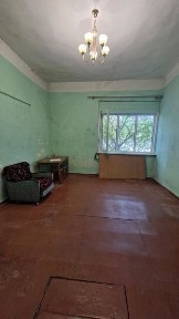 Продаж великої квартири, центр р-н музея Космонавтики