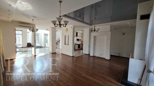 БЕЗ% будинок під офіс або житло Голосіівський рн (350 м2)