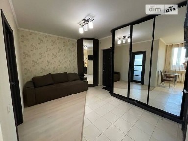 Здам подобово 1к квартиру на вул. Київська 243 • ID 33197944