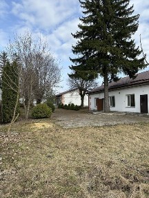 (Власник) Ділянка з 2 будинаками в Здолбунові під житло або бізнес