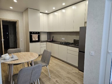 ЖК <a href='/newbuilding/5542/view/zk-favorit'>Фаворит</a> квартира посуточно