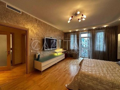 Аренда квартиры Центр Печерск 130 квадрата