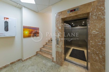 Метро Крещатик Офис 235 кв. м.