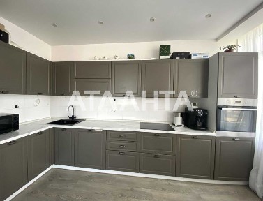 3-комнатная квартира с новым ремонтом в ЖК KADORR