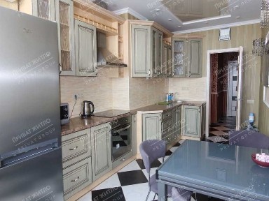 2x кімнатна квартира на Соборності