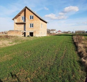 Продаю житловий будинок