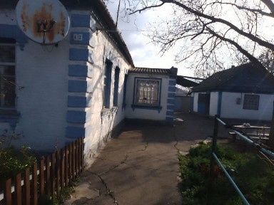 Продам будинок в центр м. Помічній Новоукраїнсткий р-н, 12000$
