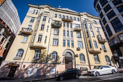 Круглоуніверситетська 7 Центр Липки Хрещатик Бессарабка метро