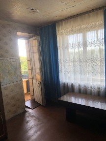 м. Біла церква Киівщина. Продаємо нестандартну 3-и кімнатну квартиру.