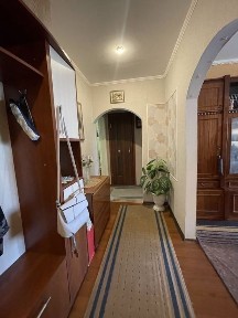 3 кім. квартира, 65 м2, 4/9 Алмазний