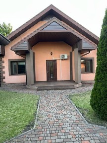 Продам будинок на вулиці Балхаська