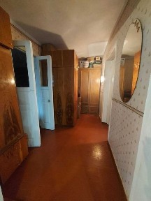 Продам будинок на дві сім'ї. В районі груз порта