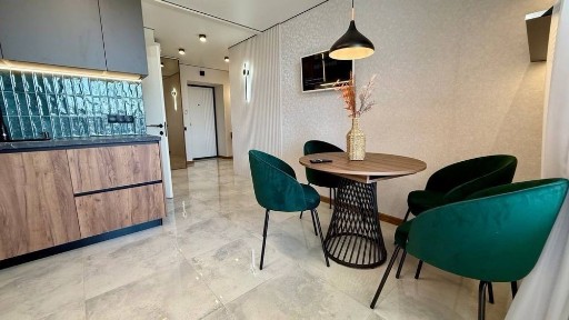 Продається 2 кімнатна квартира по вул. Л. Курбаса