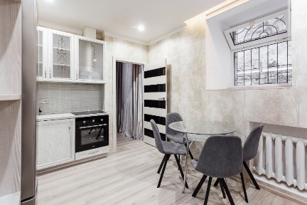 Сдам свою двухкомнатную квартиру 2 мин до Дерибасовской. Ул Коблевская