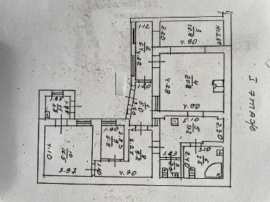 Продам 4-х комн. квартиру 100 м. кв.