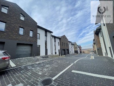 Продаж котеджу в Підгородне