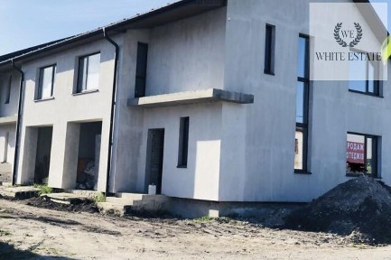 Продаж будинка в с. Петриків