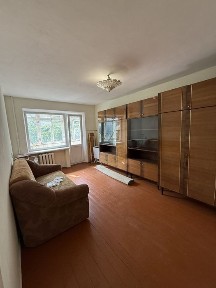 Терміново продається 2 км спец. проект р-н Автовокзалу. Ключі!