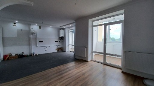 Продаж 3к Центр міста 103м2