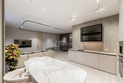 Продажа квартира новый ремонт Драгомирова 17-В <a href='/newbuilding/418/view/zk-novopecerskie-lipki'>Новопечерские Липки</a>