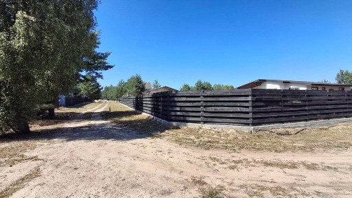 Одноповерховий будинок в закритому КМ під Києвом в самому лісі!