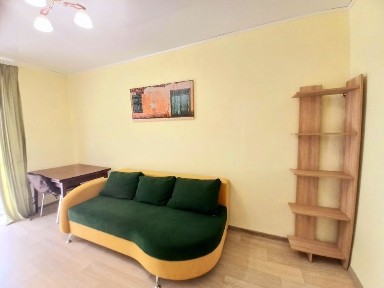 Сдам 2х комн. квартиру 96-97 квартал.