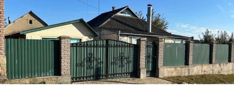 Продається будинок в місті Шаргород.