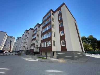 Продам дворівневу квартиру 93.54 кв. м. м. Новояворівськ!