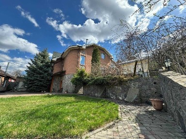 ‼️Центр‼️Цегляний будинок, 255 м², 15 соток, баня та басейн