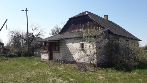 Продам буд. в Ст. Смоляри Волин. обл, 10км до Польщі, 10км до оз. Світязь