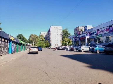 1100м² (можливо 3000) АТБ, Великий массив Зарічний, Десантна, парковка