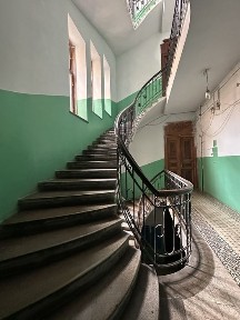 Продаж 2к. Личаківська (Винниківський ринок)