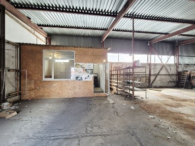 Здається р-н Глобала торгівельно - складське приміщення 203 кв. м