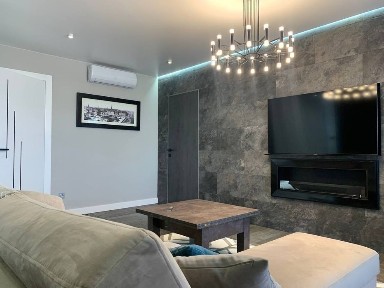 3к стильна з дорогим якісним ремонтом цегляний будинок новобудова