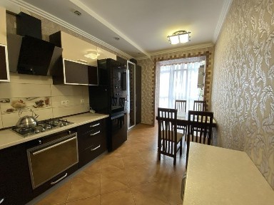 Івано-Франківська область, Івано-Франківськ