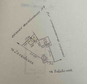 Продаж будівля і гараж Львівська ( район Боженко -Турецкоі )