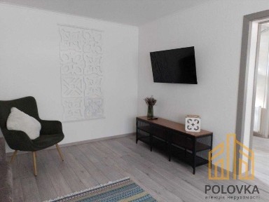 Продаж 4-кімнатного будинку, Поляна