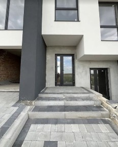 Продаж 3 пов. будинок-таунхаус, 2.3 сотки, 133 кв. м, Байківці