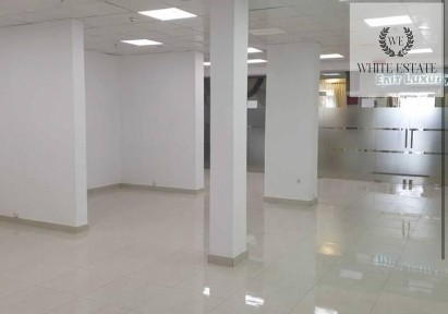 Продаж комерційного приміщення по вул. Героїв Євромайдану