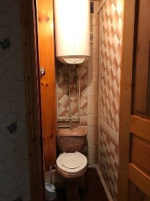 Продам 3 комн. Квартиру на 4 микр.