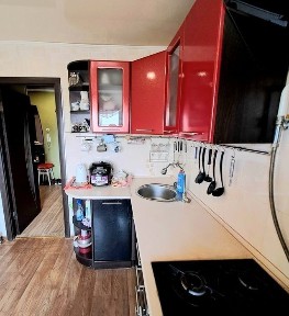 Продам 3х кімнатну квартиру по вул. Чарівна программа є відновлення