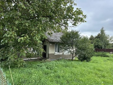 Продається цегляний будинок в гарній локаціі, поблизу Трускавця.