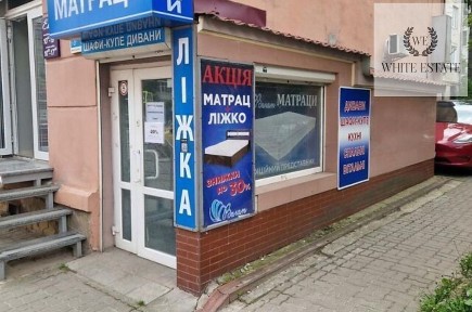 Продаж комерційного приміщення по вул. Руська